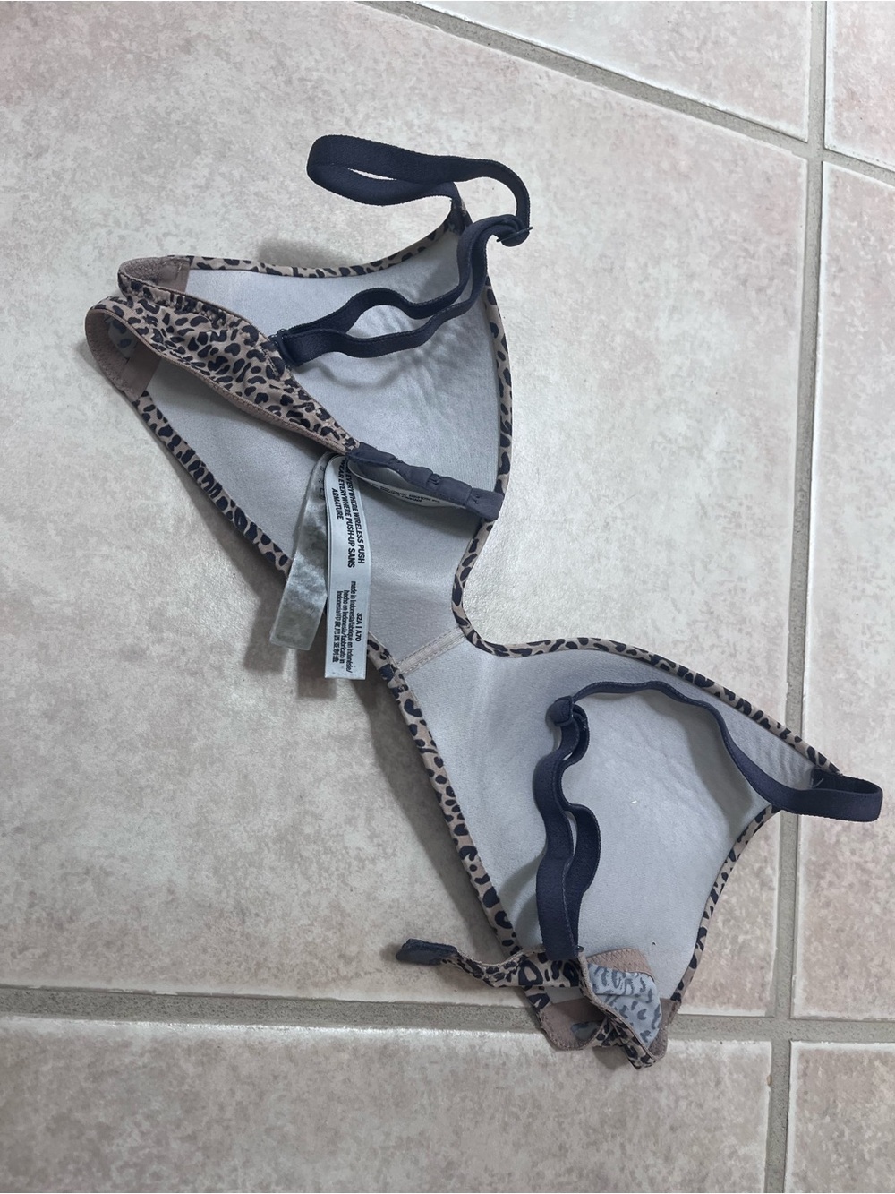 Victoria's Secret Leopard Print Bra in Tan and Black - Picture 3 of 4